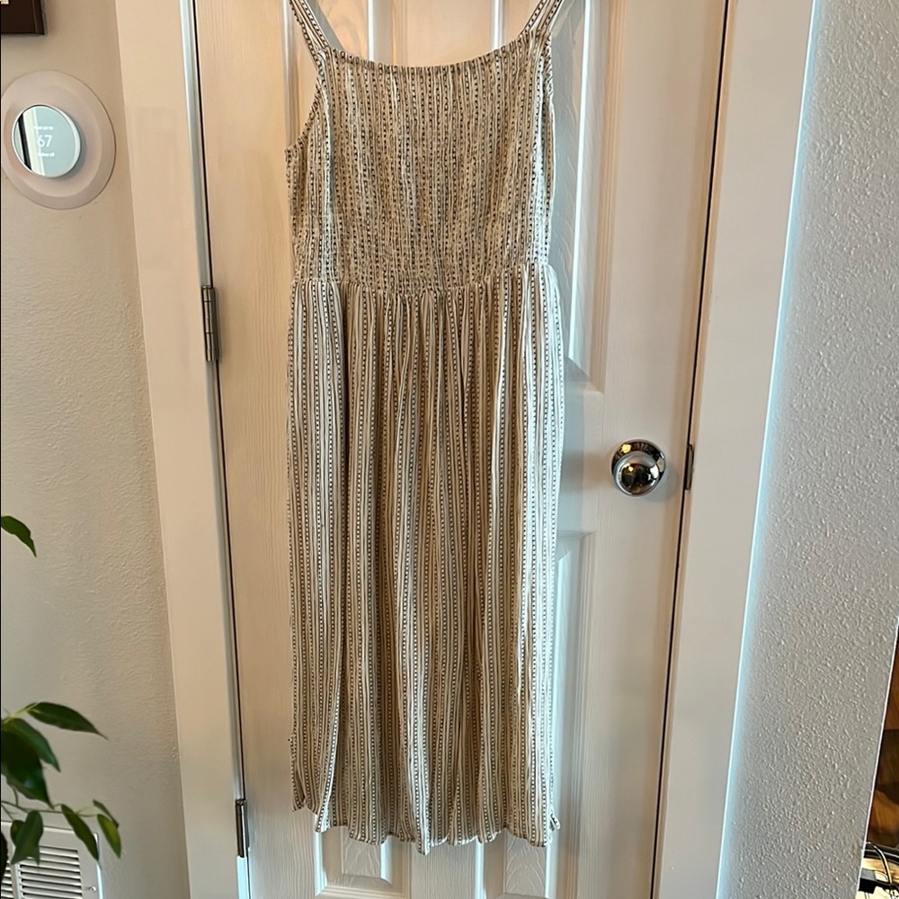 Old Navy Summer Cream Striped Dress